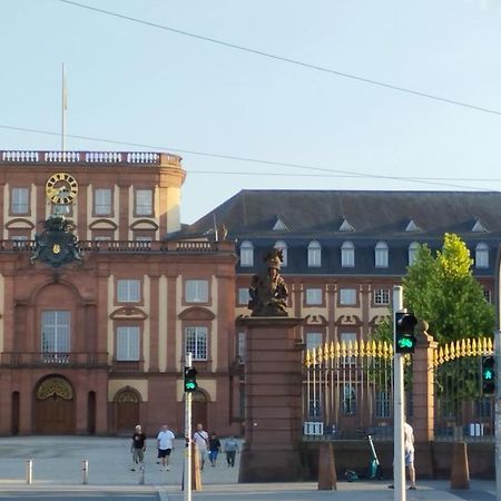 Denkmalschutz Stadthaus Zimmer 1 Im Mannheim Quadrat Eksteriør billede